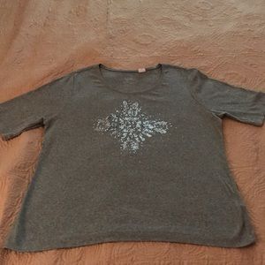 Chico’s Zenergy gray tee size 3